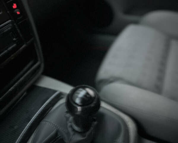 Черный Фольксваген Пассат, объемом двигателя 1.9 л и пробегом 409 тыс. км за 4650 $, фото 54 на Automoto.ua