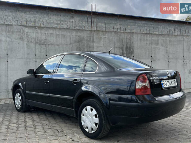 Черный Фольксваген Пассат, объемом двигателя 1.6 л и пробегом 258 тыс. км за 4499 $, фото 17 на Automoto.ua