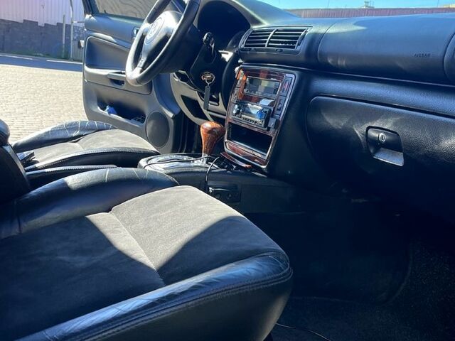 Чорний Фольксваген Пассат, об'ємом двигуна 2.8 л та пробігом 308 тис. км за 4300 $, фото 3 на Automoto.ua