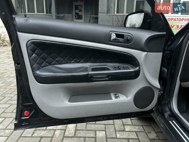 Черный Фольксваген Пассат, объемом двигателя 1.9 л и пробегом 409 тыс. км за 4650 $, фото 45 на Automoto.ua