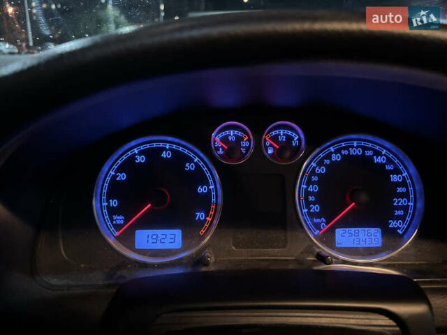 Черный Фольксваген Пассат, объемом двигателя 1.6 л и пробегом 259 тыс. км за 5200 $, фото 5 на Automoto.ua