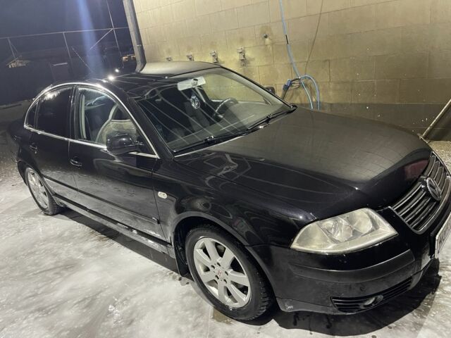 Черный Фольксваген Пассат, объемом двигателя 1.6 л и пробегом 395 тыс. км за 3800 $, фото 1 на Automoto.ua