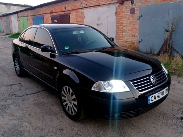 Черный Фольксваген Пассат, объемом двигателя 1.6 л и пробегом 170 тыс. км за 5100 $, фото 7 на Automoto.ua