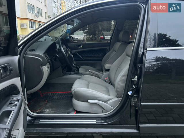 Черный Фольксваген Пассат, объемом двигателя 1.9 л и пробегом 409 тыс. км за 4650 $, фото 51 на Automoto.ua