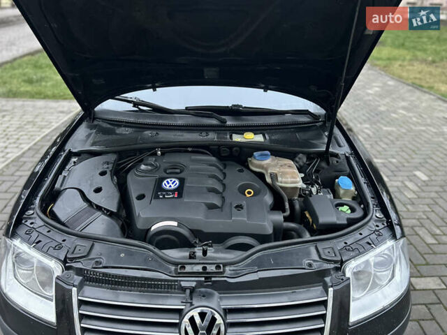 Черный Фольксваген Пассат, объемом двигателя 1.9 л и пробегом 409 тыс. км за 4650 $, фото 40 на Automoto.ua