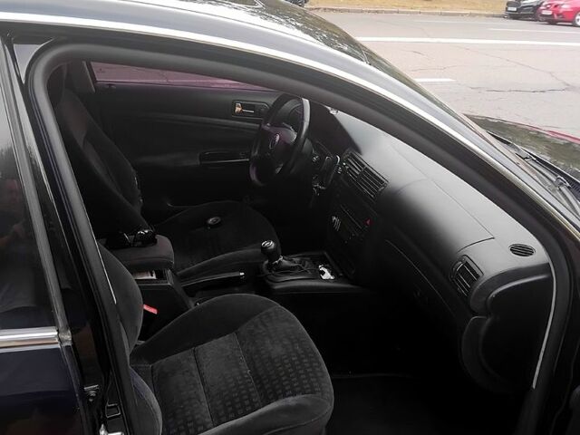 Черный Фольксваген Пассат, объемом двигателя 1.6 л и пробегом 340 тыс. км за 3500 $, фото 6 на Automoto.ua