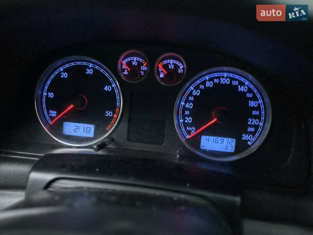 Черный Фольксваген Пассат, объемом двигателя 1.9 л и пробегом 409 тыс. км за 4650 $, фото 58 на Automoto.ua