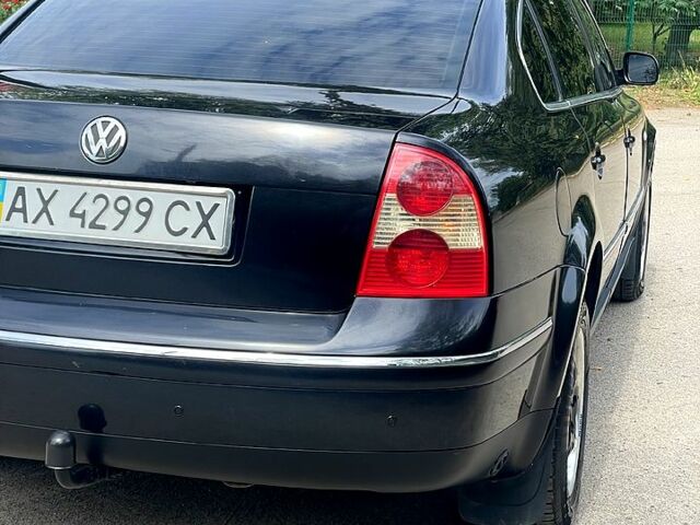 Черный Фольксваген Пассат, объемом двигателя 1.8 л и пробегом 369 тыс. км за 4200 $, фото 2 на Automoto.ua