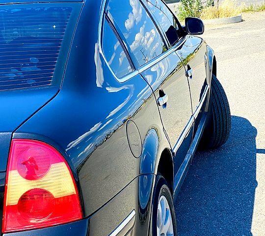 Чорний Фольксваген Пассат, об'ємом двигуна 1.8 л та пробігом 385 тис. км за 4200 $, фото 10 на Automoto.ua