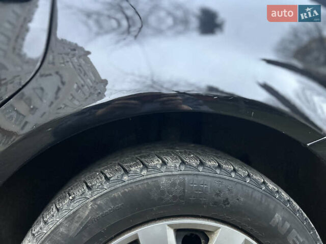 Черный Фольксваген Пассат, объемом двигателя 1.9 л и пробегом 409 тыс. км за 4650 $, фото 13 на Automoto.ua