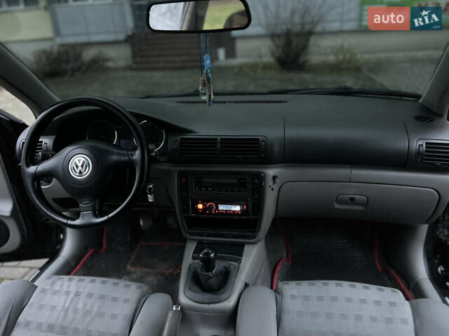 Черный Фольксваген Пассат, объемом двигателя 1.9 л и пробегом 409 тыс. км за 4650 $, фото 72 на Automoto.ua