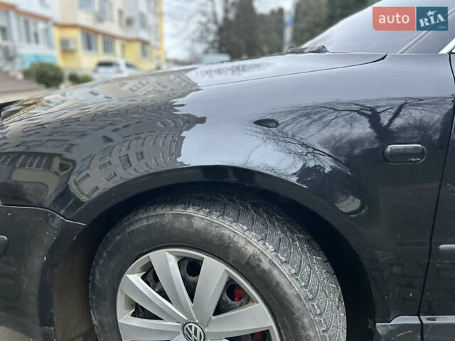 Черный Фольксваген Пассат, объемом двигателя 1.9 л и пробегом 409 тыс. км за 4650 $, фото 6 на Automoto.ua