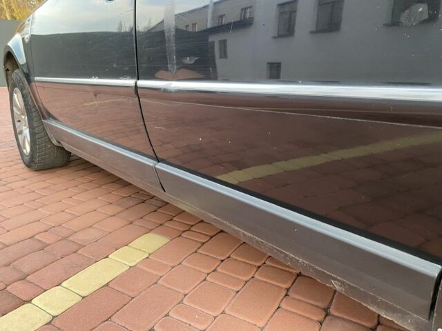 Черный Фольксваген Пассат, объемом двигателя 1.8 л и пробегом 300 тыс. км за 3250 $, фото 6 на Automoto.ua