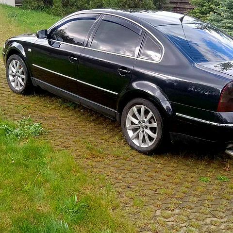 Чорний Фольксваген Пассат, об'ємом двигуна 2.8 л та пробігом 208 тис. км за 5600 $, фото 6 на Automoto.ua