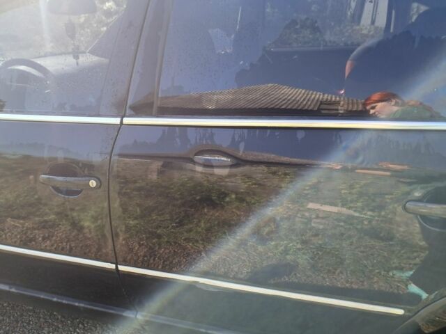 Черный Фольксваген Пассат, объемом двигателя 3 л и пробегом 386 тыс. км за 4100 $, фото 6 на Automoto.ua