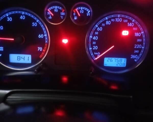 Черный Фольксваген Пассат, объемом двигателя 1.78 л и пробегом 267 тыс. км за 4800 $, фото 10 на Automoto.ua