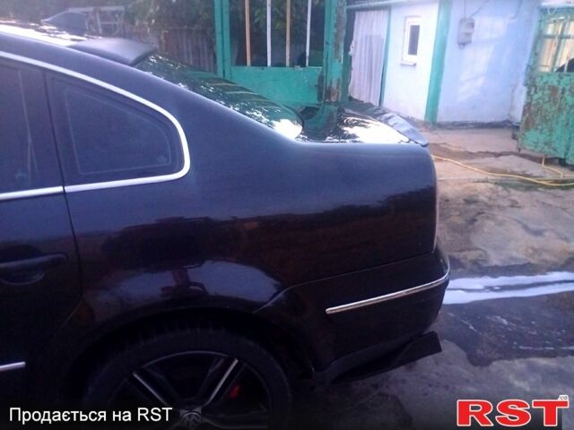 Чорний Фольксваген Пассат, об'ємом двигуна 2.8 л та пробігом 200 тис. км за 3500 $, фото 3 на Automoto.ua