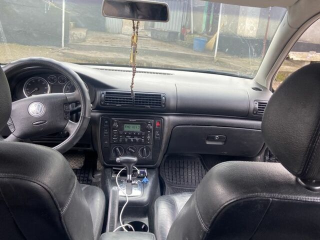 Черный Фольксваген Пассат, объемом двигателя 1.8 л и пробегом 3 тыс. км за 3650 $, фото 3 на Automoto.ua