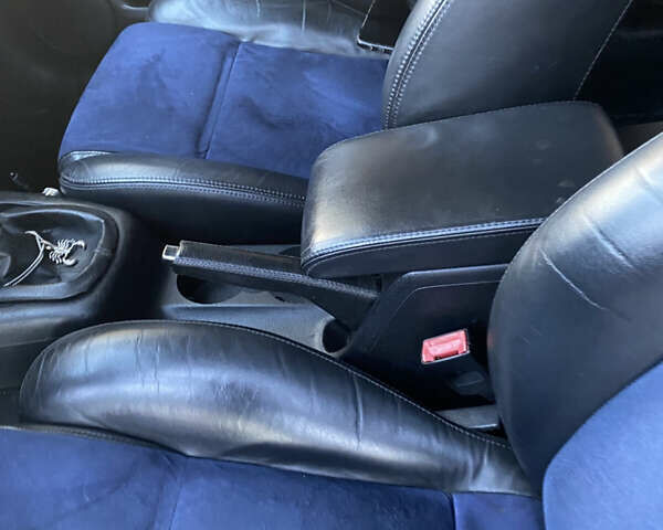 Черный Фольксваген Пассат, объемом двигателя 1.78 л и пробегом 318 тыс. км за 4800 $, фото 10 на Automoto.ua