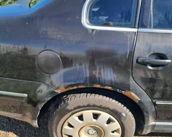 Чорний Фольксваген Пассат, об'ємом двигуна 2.77 л та пробігом 386 тис. км за 4500 $, фото 3 на Automoto.ua