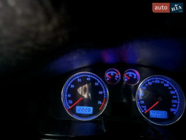 Черный Фольксваген Пассат, объемом двигателя 2.77 л и пробегом 428 тыс. км за 2750 $, фото 13 на Automoto.ua