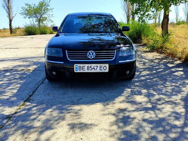 Черный Фольксваген Пассат, объемом двигателя 1.8 л и пробегом 353 тыс. км за 4990 $, фото 1 на Automoto.ua