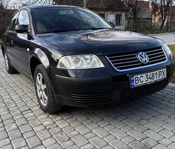 Черный Фольксваген Пассат, объемом двигателя 1.6 л и пробегом 277 тыс. км за 4900 $, фото 1 на Automoto.ua