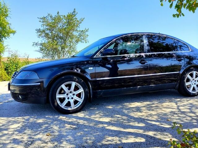 Черный Фольксваген Пассат, объемом двигателя 1.8 л и пробегом 353 тыс. км за 4990 $, фото 8 на Automoto.ua