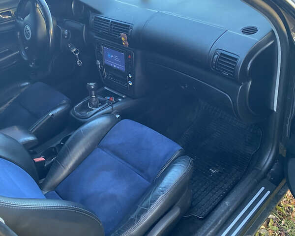 Черный Фольксваген Пассат, объемом двигателя 1.78 л и пробегом 318 тыс. км за 4800 $, фото 2 на Automoto.ua