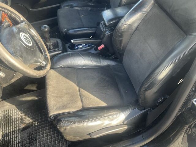 Чорний Фольксваген Пассат, об'ємом двигуна 1.9 л та пробігом 300 тис. км за 1950 $, фото 6 на Automoto.ua