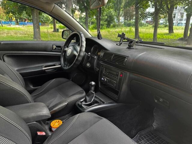 Чорний Фольксваген Пассат, об'ємом двигуна 1.8 л та пробігом 334 тис. км за 4390 $, фото 21 на Automoto.ua