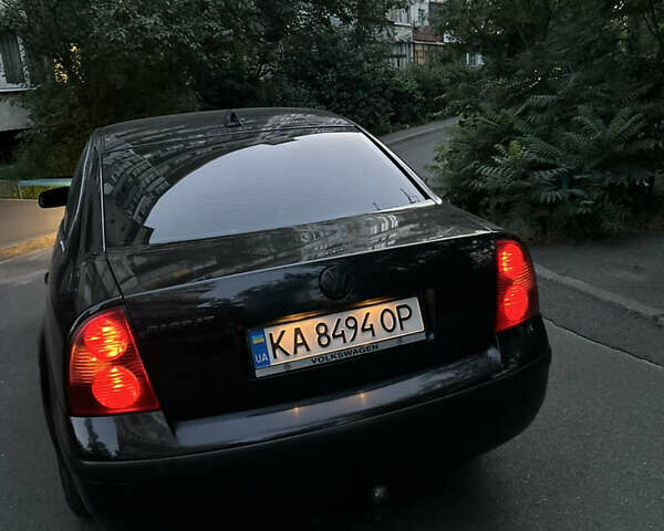 Черный Фольксваген Пассат, объемом двигателя 2 л и пробегом 253 тыс. км за 4000 $, фото 3 на Automoto.ua
