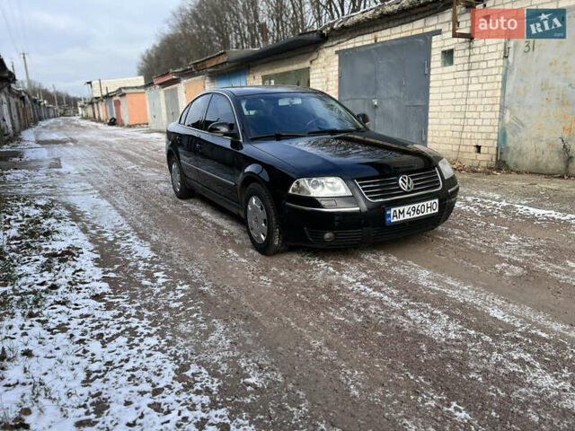 Черный Фольксваген Пассат, объемом двигателя 1.8 л и пробегом 270 тыс. км за 3950 $, фото 1 на Automoto.ua