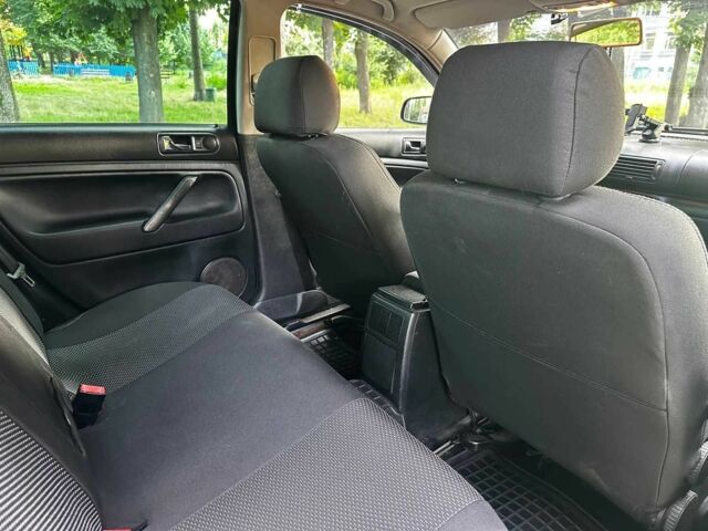 Чорний Фольксваген Пассат, об'ємом двигуна 1.8 л та пробігом 334 тис. км за 4390 $, фото 19 на Automoto.ua