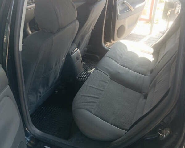 Черный Фольксваген Пассат, объемом двигателя 1.78 л и пробегом 423 тыс. км за 5200 $, фото 9 на Automoto.ua