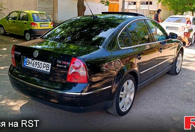 Чорний Фольксваген Пассат, об'ємом двигуна 2.5 л та пробігом 230 тис. км за 6000 $, фото 2 на Automoto.ua