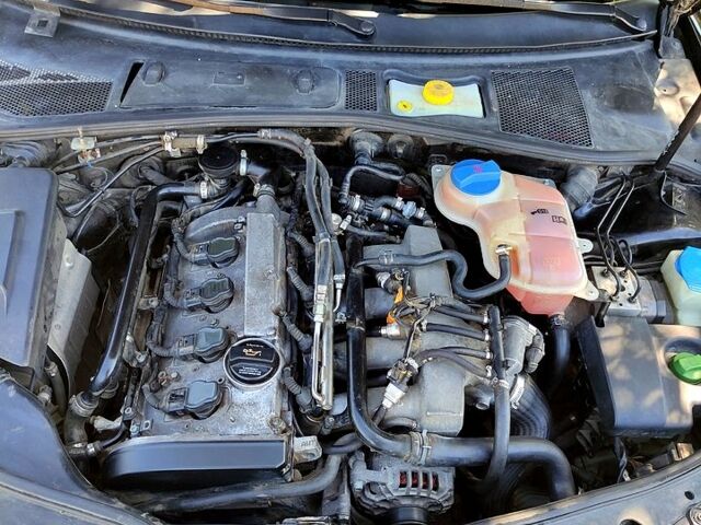 Черный Фольксваген Пассат, объемом двигателя 1.8 л и пробегом 353 тыс. км за 4990 $, фото 2 на Automoto.ua