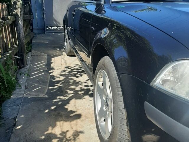 Черный Фольксваген Пассат, объемом двигателя 1.9 л и пробегом 282 тыс. км за 5200 $, фото 4 на Automoto.ua