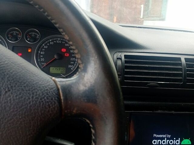 Чорний Фольксваген Пассат, об'ємом двигуна 2.8 л та пробігом 200 тис. км за 3500 $, фото 2 на Automoto.ua