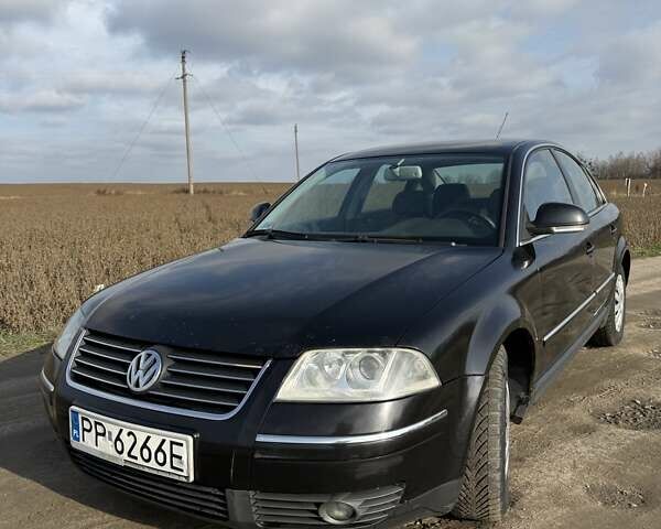 Черный Фольксваген Пассат, объемом двигателя 1.9 л и пробегом 443 тыс. км за 2400 $, фото 3 на Automoto.ua