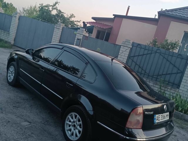 Черный Фольксваген Пассат, объемом двигателя 1.8 л и пробегом 250 тыс. км за 5200 $, фото 2 на Automoto.ua