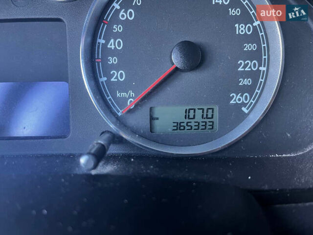 Черный Фольксваген Пассат, объемом двигателя 1.78 л и пробегом 365 тыс. км за 3500 $, фото 18 на Automoto.ua