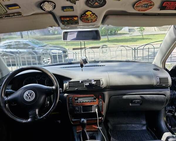 Чорний Фольксваген Пассат, об'ємом двигуна 1.78 л та пробігом 256 тис. км за 4200 $, фото 8 на Automoto.ua