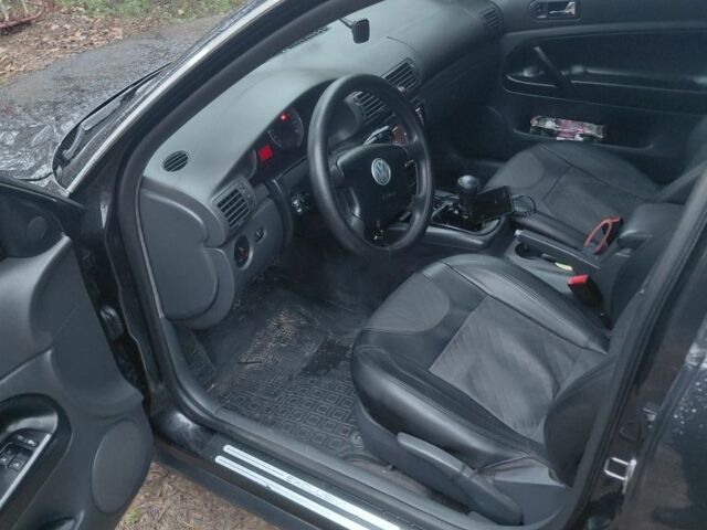 Черный Фольксваген Пассат, объемом двигателя 1.9 л и пробегом 403 тыс. км за 4900 $, фото 6 на Automoto.ua