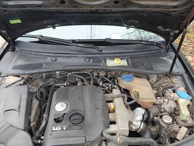 Черный Фольксваген Пассат, объемом двигателя 1.8 л и пробегом 400 тыс. км за 4700 $, фото 3 на Automoto.ua