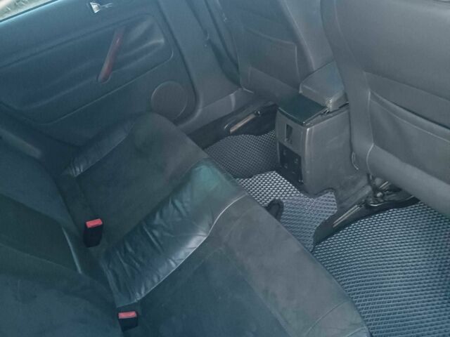 Черный Фольксваген Пассат, объемом двигателя 1.8 л и пробегом 250 тыс. км за 5200 $, фото 11 на Automoto.ua