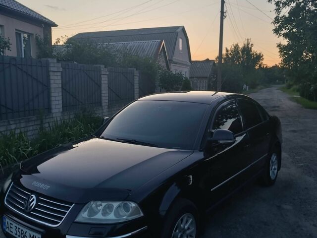 Черный Фольксваген Пассат, объемом двигателя 1.8 л и пробегом 250 тыс. км за 5200 $, фото 3 на Automoto.ua
