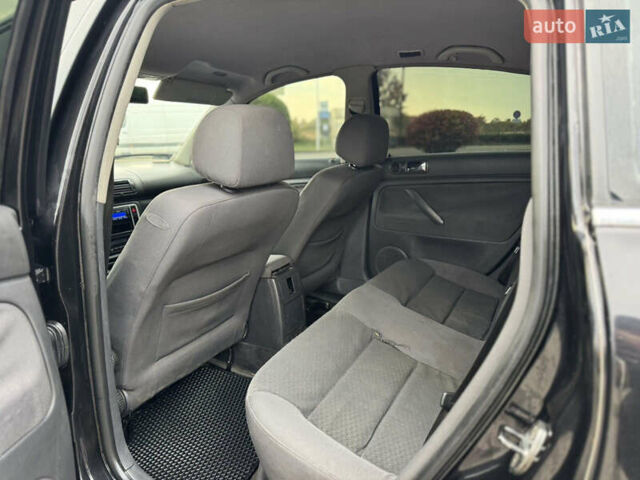 Черный Фольксваген Пассат, объемом двигателя 1.9 л и пробегом 324 тыс. км за 3850 $, фото 2 на Automoto.ua