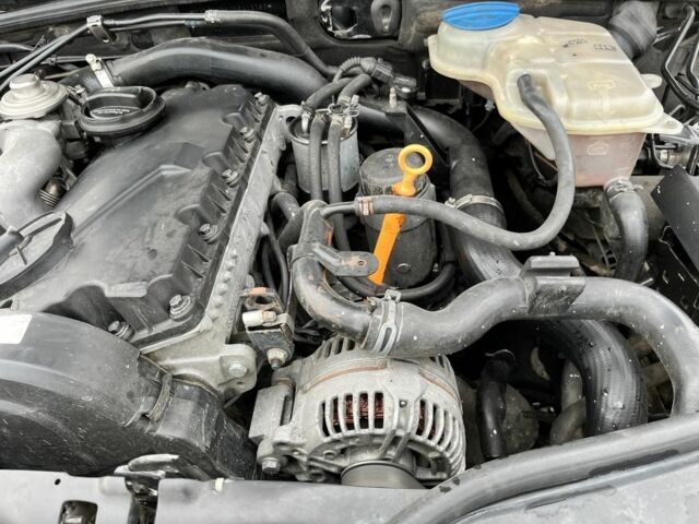 Чорний Фольксваген Пассат, об'ємом двигуна 1.9 л та пробігом 350 тис. км за 3850 $, фото 7 на Automoto.ua