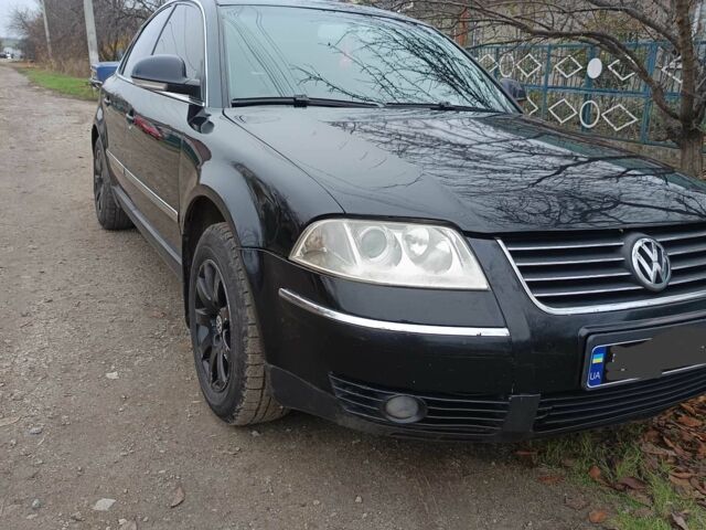 Черный Фольксваген Пассат, объемом двигателя 1.8 л и пробегом 400 тыс. км за 4700 $, фото 1 на Automoto.ua